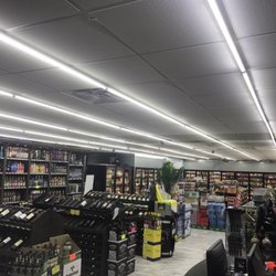 Ricky's Discount Liquors