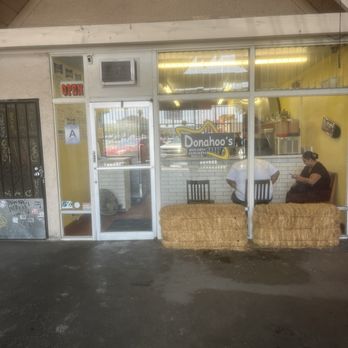 Donahoo's Golden Chicken - Chicken Shop Near Me - Ontario, California