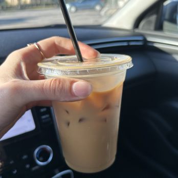 Cavo Coffee - Iced vanilla latte with almond milk - Coffee & Tea Near Me - Houston, Texas