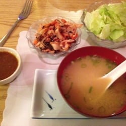 Great Miso soup, great squid salad, nasty salad dressing.