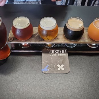 Dissent Craft Brewery - First go around- pint of red and a small flight - Breweries Near Me - Saint Petersburg, Florida