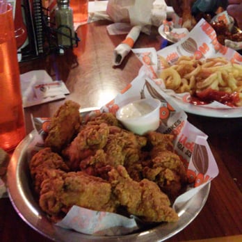 Hooters - American Near Me - St. Louis, Missouri Hooters - American Near Me - St. Louis, Missouri