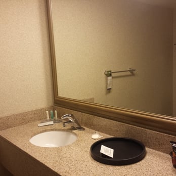 Comfort Inn - Bathroom - Hotels Near Me - Lansing, Michigan