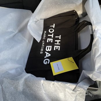 Nordstrom Santa Anita - My bag was wrapped perfectly. - Department Stores Near Me - Arcadia, California Nordstrom Santa Anita - My bag was wrapped perfectly. - Department Stores Near Me - Arcadia, California