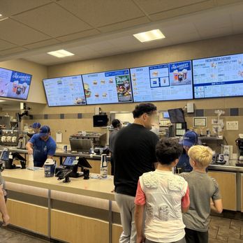 Culver's - A busy counter at lunch time but things move fast here. - Fast Food Near Me - Lincolnshire, Illinois