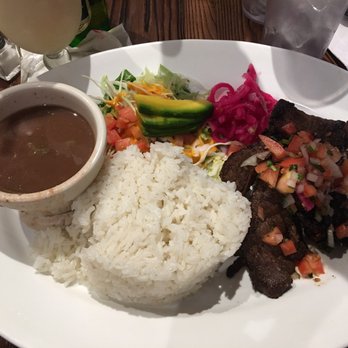 Seis Vecinos Restaurant - Their churrasco was that of fantasies. - Latin American Near Me - Bronx, New York