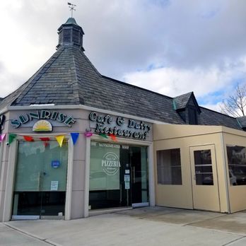 Sunrise Pizzeria & Cafe - Outside - Pizza Near Me - Queens, New York Sunrise Pizzeria & Cafe - Outside - Pizza Near Me - Queens, New York