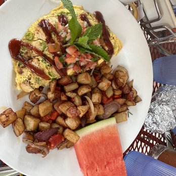 Kitsch'n On Roscoe - Southwest Smokey BBQ Chicken Omelet - Breakfast & Brunch Near Me - Chicago, Illinois Kitsch'n On Roscoe - Southwest Smokey BBQ Chicken Omelet - Breakfast & Brunch Near Me - Chicago, Illinois
