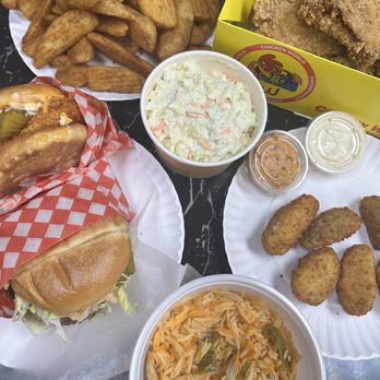 Chicken World - Chicken Shop Near Me - Vancouver, British Columbia