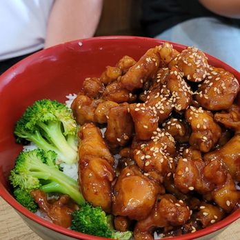 Nora Asian Fresh - Orange chicken bowl - Asian Fusion Near Me - Richardson, Texas
