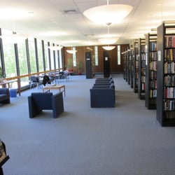 South Portland Public Library - Lots of room