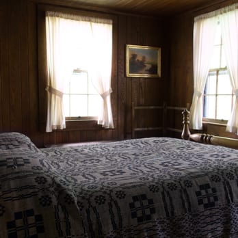 Chinquapin Inn - Double room. - Hotels Near Me Chinquapin Inn - Double room. - Hotels Near Me