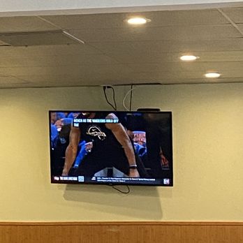 Jade Fountain Cafe - Tv for news and sports - Chinese Near Me - Sacramento, California Jade Fountain Cafe - Tv for news and sports - Chinese Near Me - Sacramento, California
