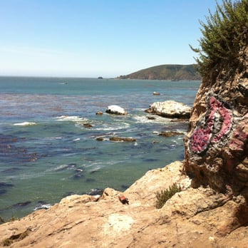 Pirate's Cove - View out on the cliff to the right from the cave view - Beaches Near Me Pirate's Cove - View out on the cliff to the right from the cave view - Beaches Near Me