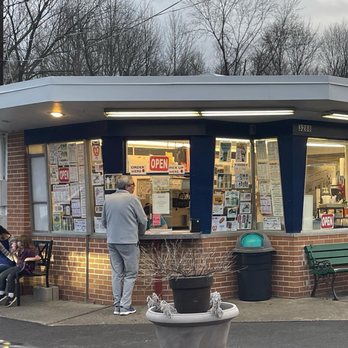 Stow Cone - Front - Ice Cream & Frozen Yogurt Near Me - Stow, Ohio