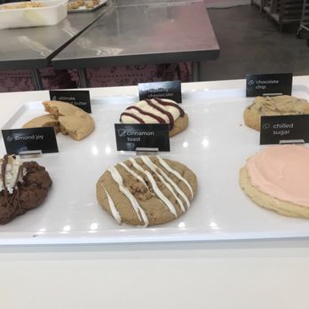 Crumbl - Draper - Cookie flavors - Bakeries Near Me - Draper, Utah