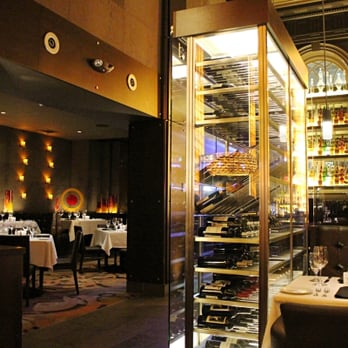 Ocean Prime - Gorgeous restaurant interior - Cocktail Bars Near Me - Philadelphia, Pennsylvania