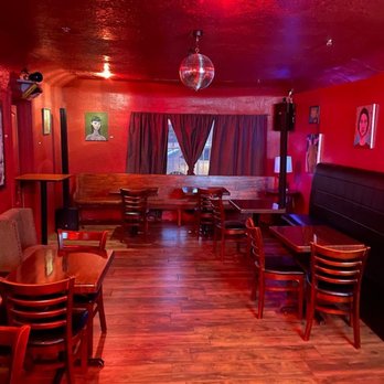 The Living Room Lounge