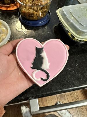 The Pretty Paw Lounge