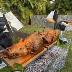Hawaii Loa Luau - Dinner: whole pig