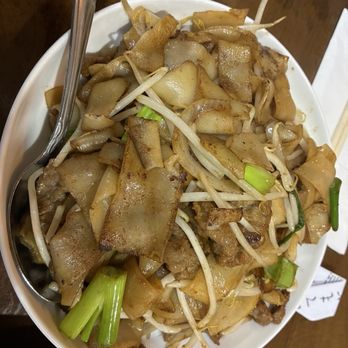 New Big Wong - Beef chow fun - Cantonese Near Me - Washington, DC, District of Columbia New Big Wong - Beef chow fun - Cantonese Near Me - Washington, DC, District of Columbia