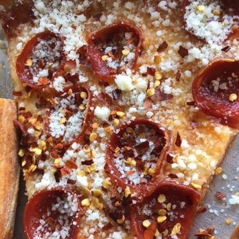 Elbow Room - 20" Cheese Pizza - Pizza Near Me - Los Angeles, California Elbow Room - 20" Cheese Pizza - Pizza Near Me - Los Angeles, California