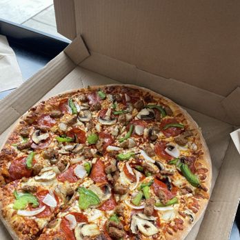 Domino's Pizza - Pizza Near Me - Toronto, Ontario Domino's Pizza - Pizza Near Me - Toronto, Ontario