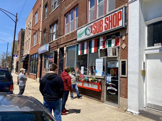 Vinnies Sub Shop by null