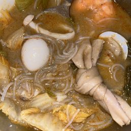 Tom Yum Seafood Hot Pot