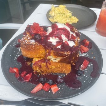 Flapjax - Crunchy Brioche French Toast - New American Near Me - Santa Monica, California Flapjax - Crunchy Brioche French Toast - New American Near Me - Santa Monica, California