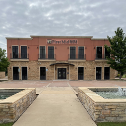 First Mid Bank & Trust - First Mid Grapevine banking center in Texas