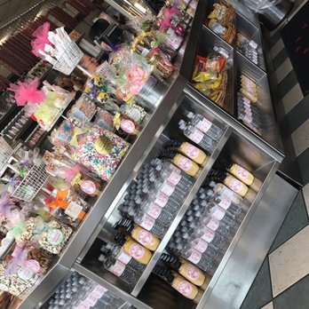 Steve's Deli - Small treats at the register - Delis Near Me - Bloomfield Hills, Michigan Steve's Deli - Small treats at the register - Delis Near Me - Bloomfield Hills, Michigan