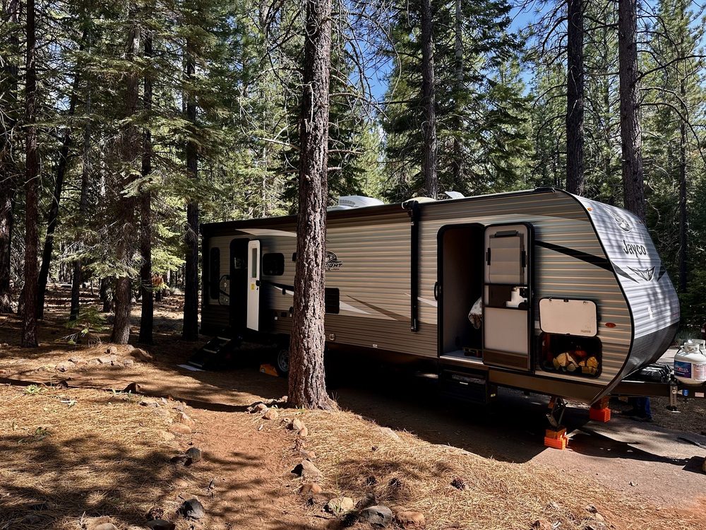 Cottonwood Creek Campground Logo