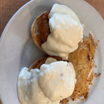 Village Vault Restaurant - Crab Eggs Benedict!! - American Near Me - Glendora, California Village Vault Restaurant - Crab Eggs Benedict!! - American Near Me - Glendora, California