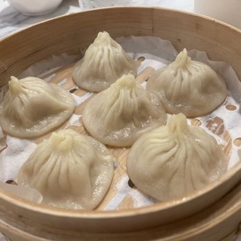 EverSpring Modern Chinese - Pork Soup Dumplings - Chinese Near Me - Tustin, California EverSpring Modern Chinese - Pork Soup Dumplings - Chinese Near Me - Tustin, California