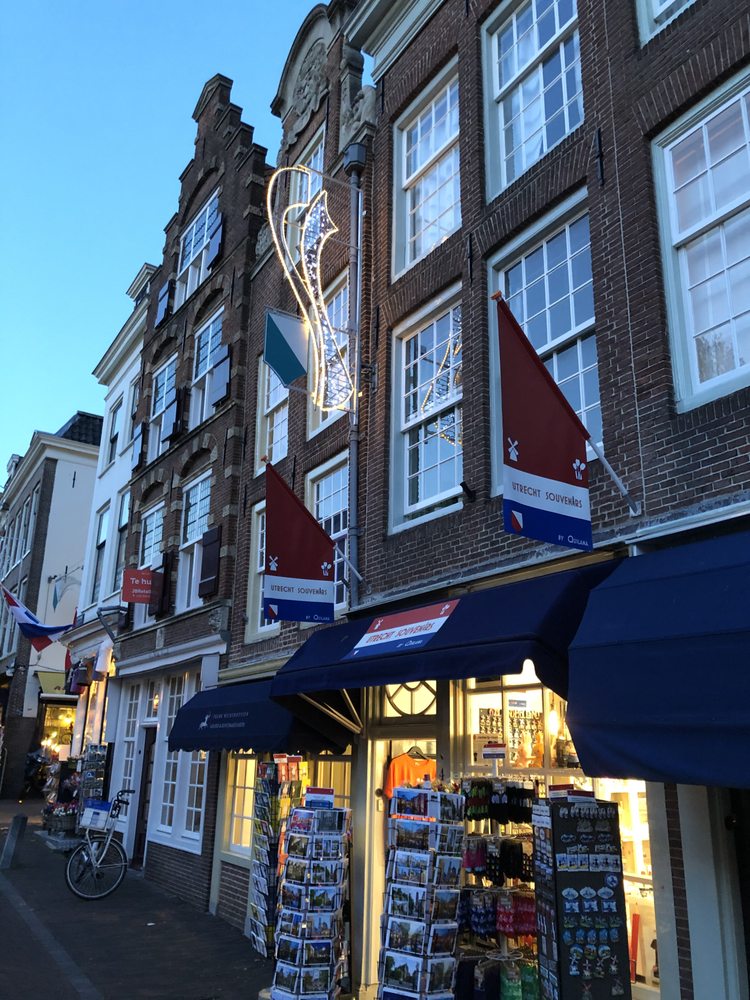 UTRECHT SOUVENIRS BY QUILANA Lichte Gaard 4, Utrecht, The Netherlands