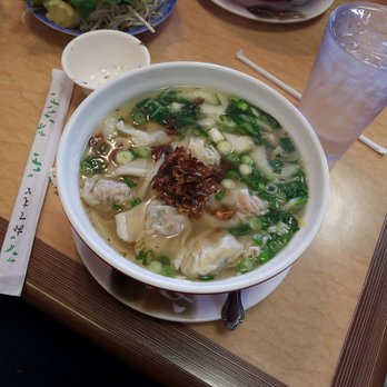 Pho'dera - Won ton soup - Vietnamese Near Me - Madera, California