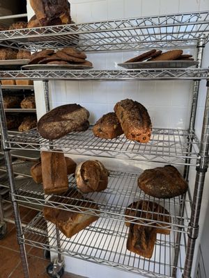 ACQ BREAD CO. by null