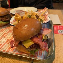 Three Brothers Burgers - Bacon cheeseburger (£10.50)