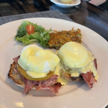 Sunnyside Cafe - Fried green Tomatoe Eggs Benedict - Breakfast & Brunch Near Me - Sarasota, Florida Sunnyside Cafe - Fried green Tomatoe Eggs Benedict - Breakfast & Brunch Near Me - Sarasota, Florida