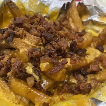 Snuffers - American Near Me - Dallas, Texas Snuffers - American Near Me - Dallas, Texas