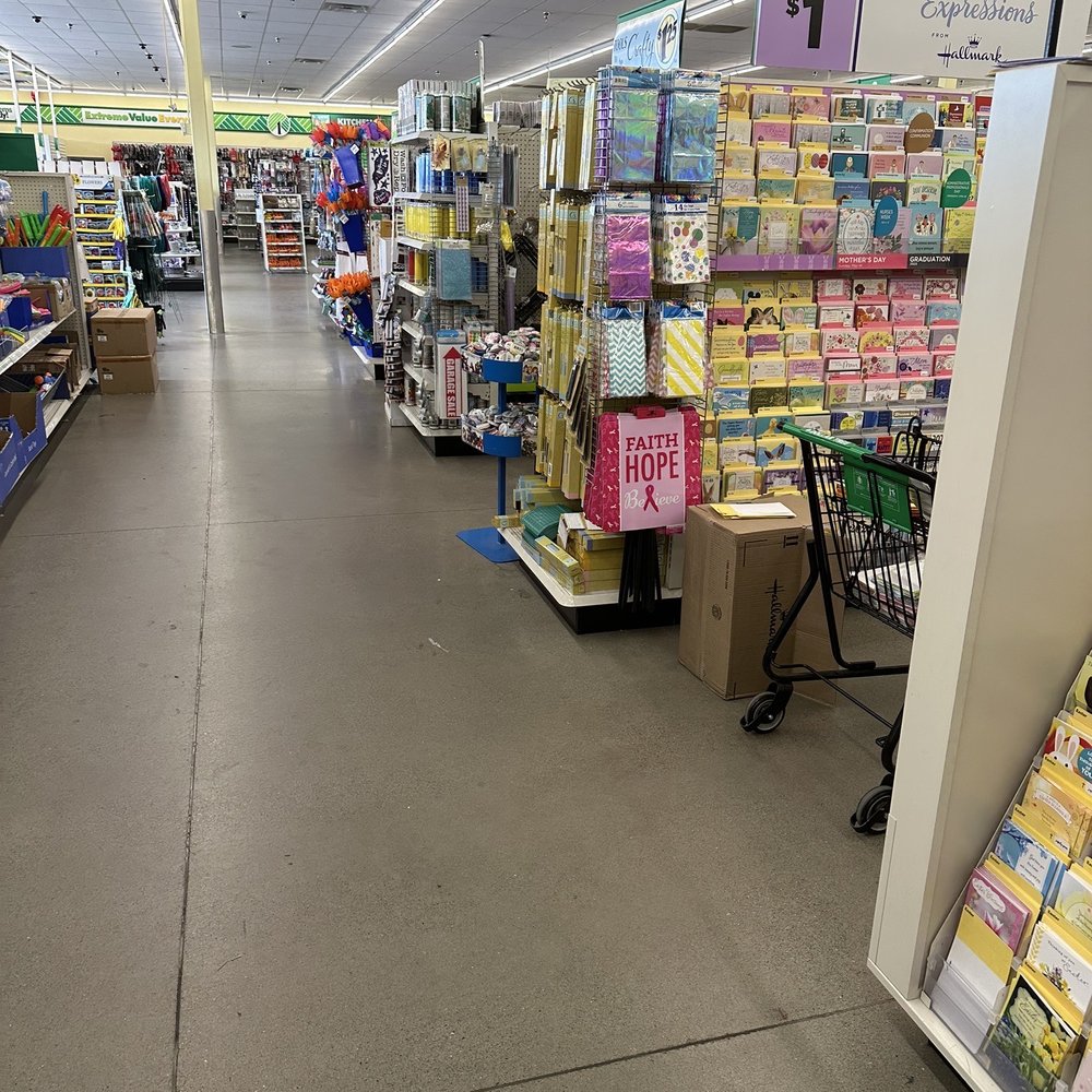 Dollar Tree - ...... - Discount Store Near Me - Hanford, California