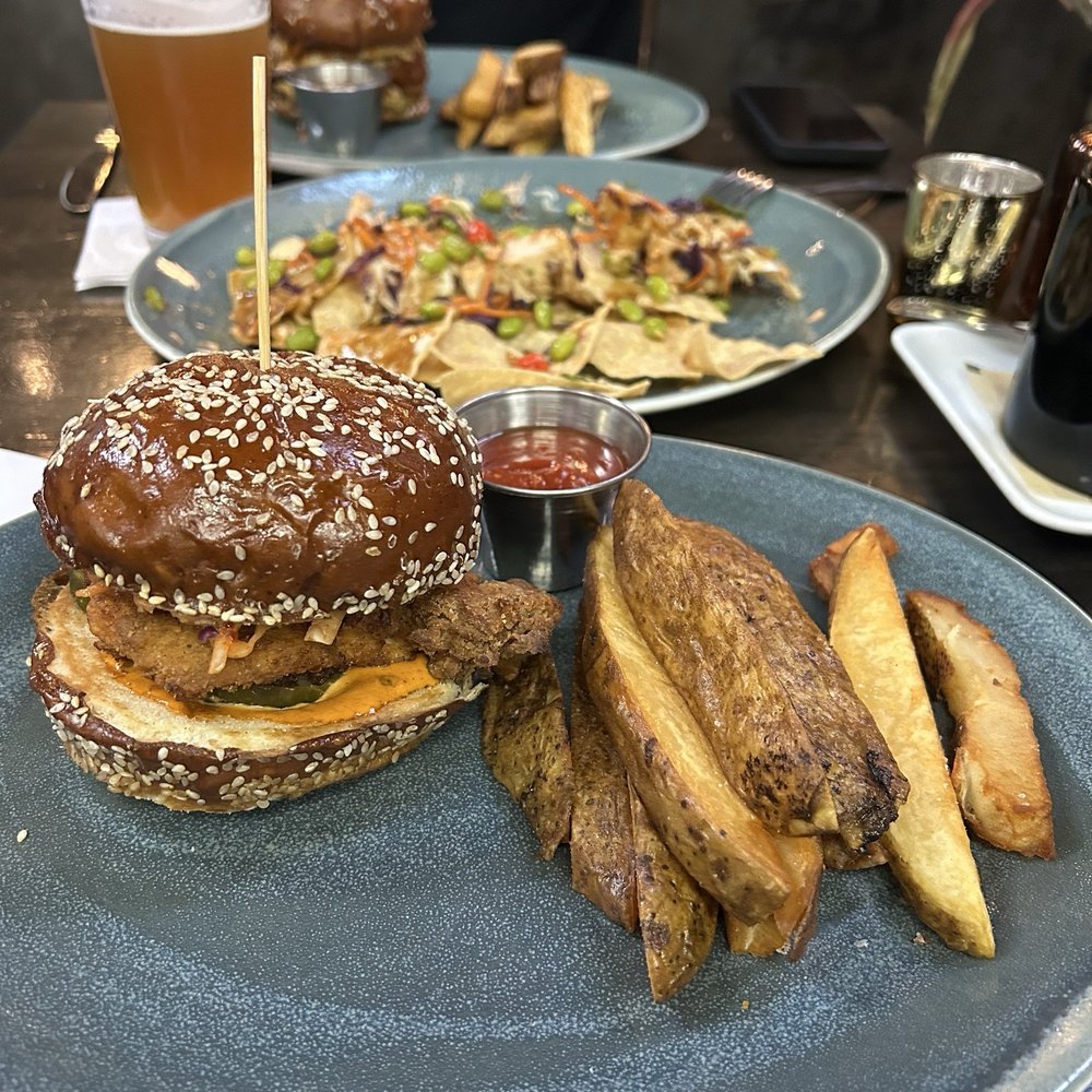 Bosscat Kitchen & Libations - CRISPY FRIED CHICKEN SANDWICH - Bars Near Me - Orange, California Bosscat Kitchen & Libations - CRISPY FRIED CHICKEN SANDWICH - Bars Near Me - Orange, California