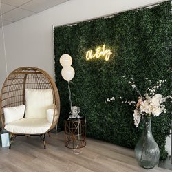 Tracey's Table and Chair Rental - Egg wicker chair