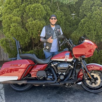 Locomotion Powersports - Frank & Johnny treated me very fair!! I'm happy with the deal and truly enjoyed the 4+ Hour round trip ride to get my new to me Harley - Motorcycle Dealers Near Me - Mahwah, New Jersey