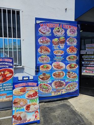 Mariscos 4 Vientos by null