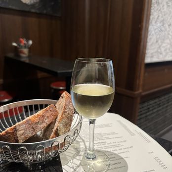 L'Avant Comptoir - Just the perfect bread. And wine - Tapas Bars Near Me - Paris, 75