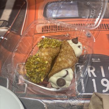 Comella Caffe - Pistachio Cannoli and Ghiradelli Cannoli - Desserts Near Me - Markham, Ontario