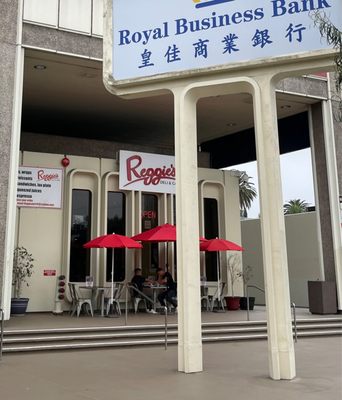 Reggie's Deli & Cafe by null