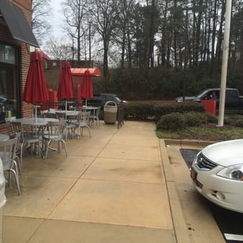 Chick-fil-A - Outside seating area - Fast Food Near Me - Irondale, Alabama